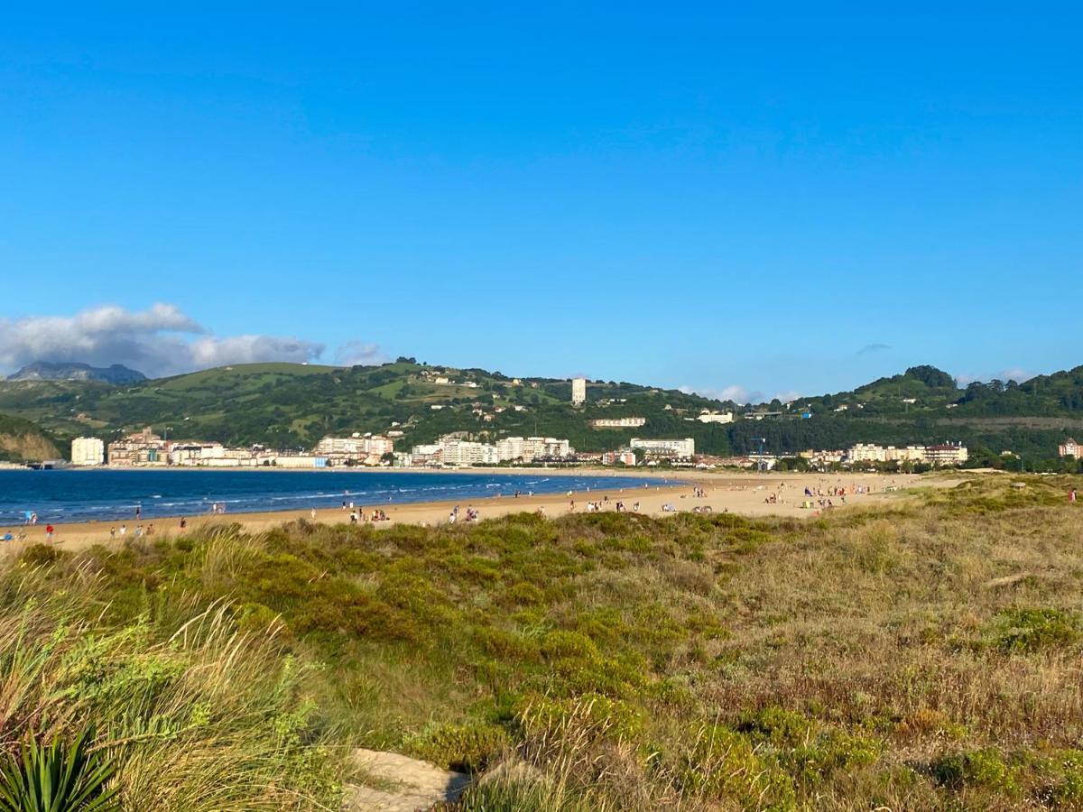 Piso Primera Linea De Playa Laredo Dış mekan fotoğraf